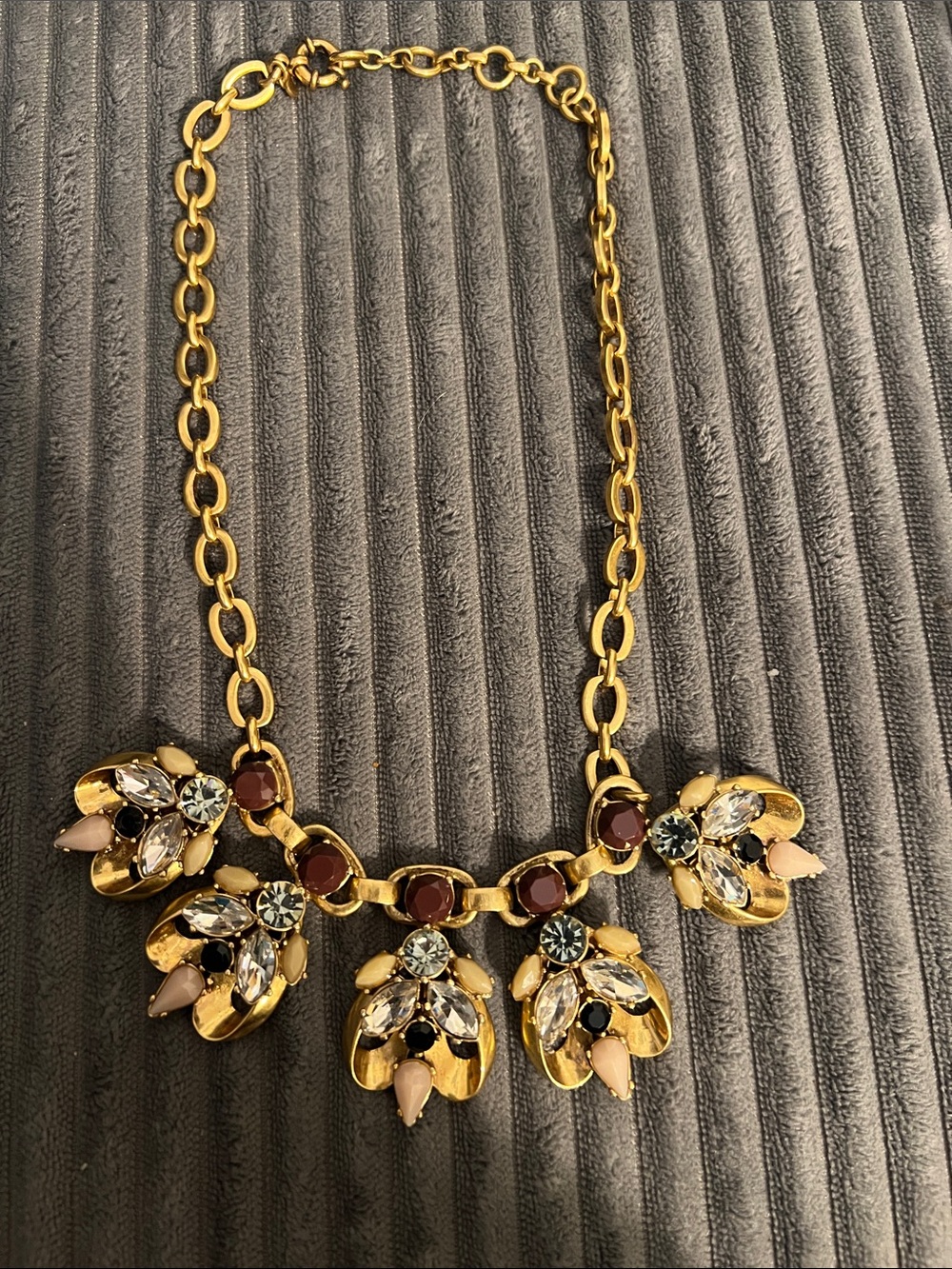 J Crew Gold Tone Pink Burgundy Rhinestone Statement Chain Necklace